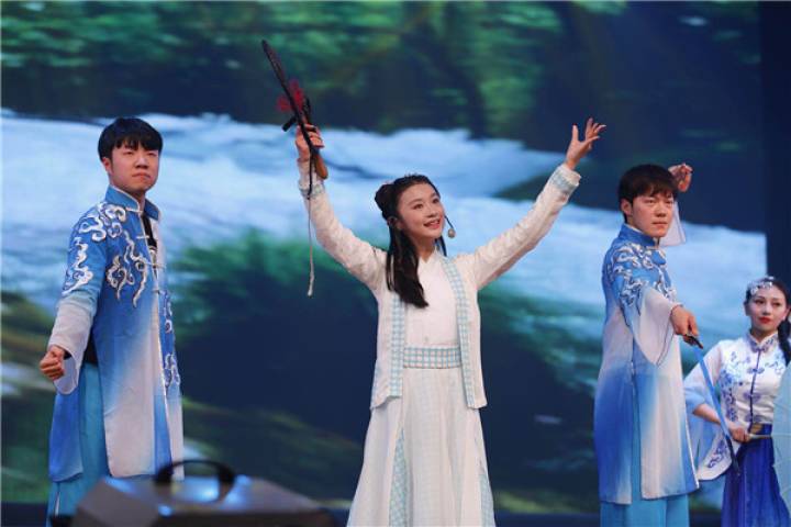 鞠萍携小戏骨助力“楷林•梦想的力量”童星演唱会！