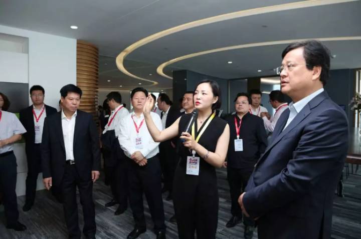 湖南首个！湘江金融科技孵化空间在长沙楷林国际揭牌运营