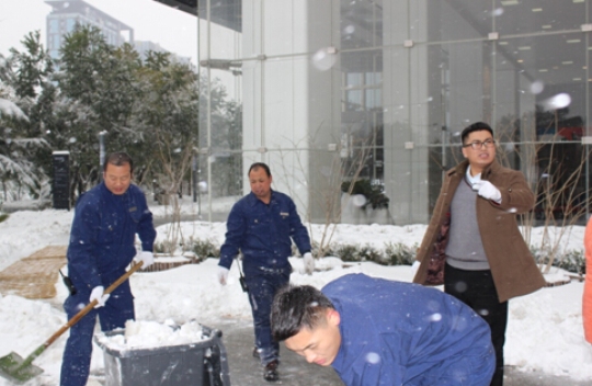 看楷林打响与冬天第一场雪的保卫战