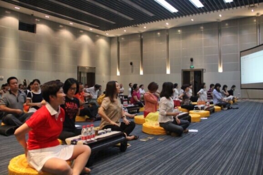 生命融光，财富圆满  ——依法法师智慧讲座楷林专场圆满落幕 