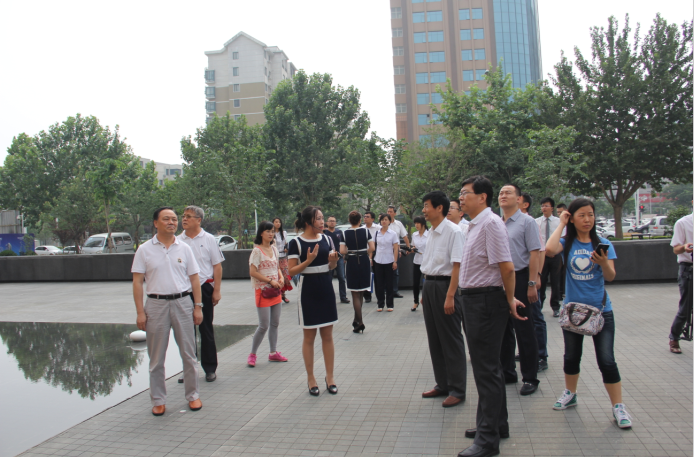 淄博九润地产莅临楷林置业参观考察