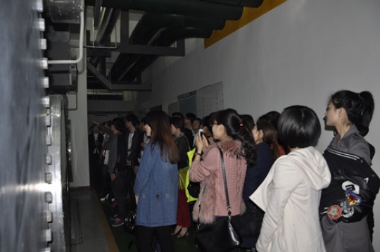 楷林国际邀客户触摸我们的心脏