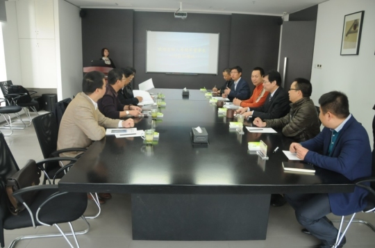 吉祥人寿保险股份有限公司董事长胡军一行莅临楷林置业参观考察