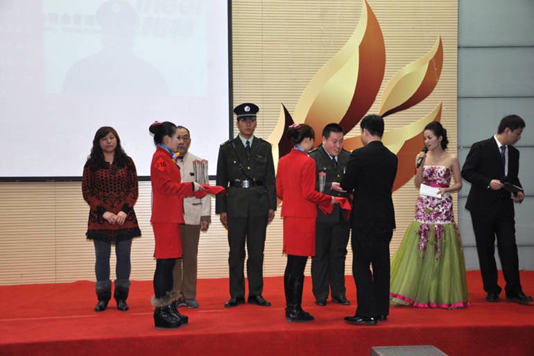 携手楷林，同心同行同赢