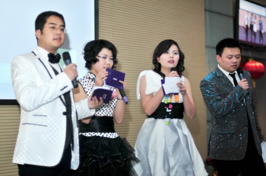 楷林置业2010年新春联欢会欢乐开场