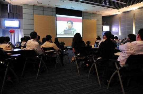 发展历程荣誉奖项企业文化企业视频企业内刊新闻中心