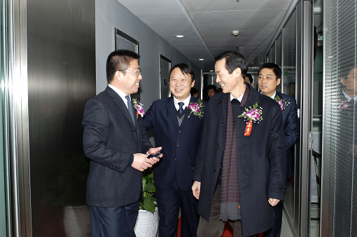 楷林国际再添华彩，电务公司隆重入驻——热烈祝贺中铁七局电务公司正式入驻楷林国际