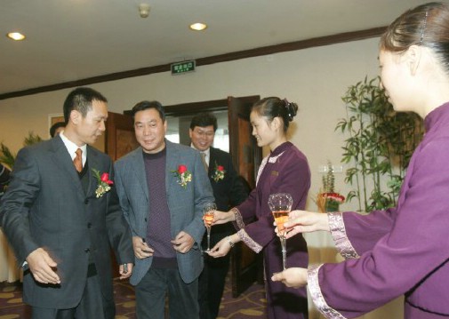 行止赢商界，坐论叙人文——楷林置业答谢暨文化鉴赏宴会隆重举行
