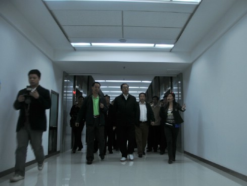 省委常委、市委书记王文超一行视察楷林国际